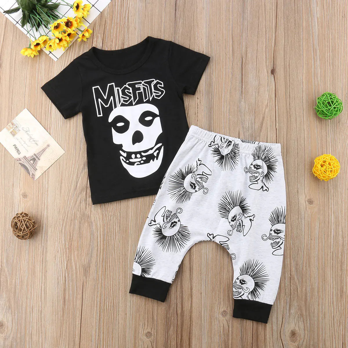 Baby Boy's Outfit Black Skull Design